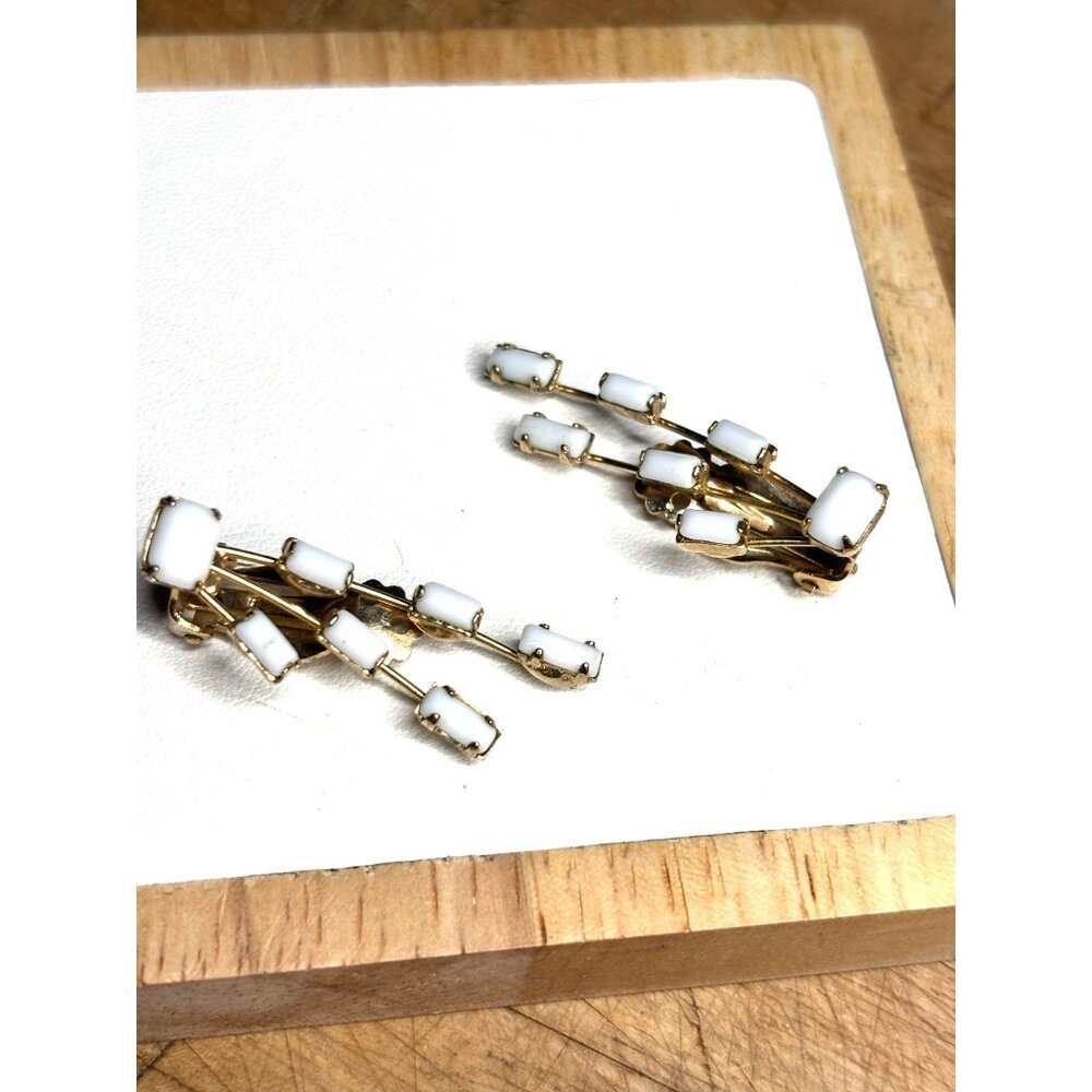Vintage Gold-Tone Earrings With White Milk Glass Dangles Clip-On Style - Picture 6 of 6